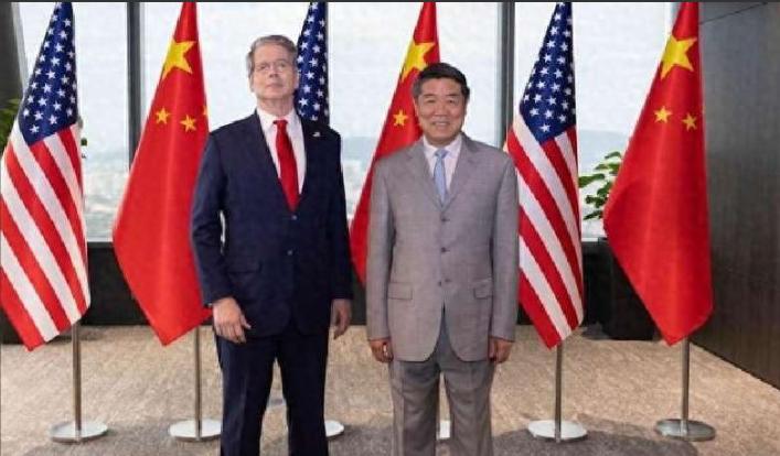 中美吉隆坡谈判藏着大信号！

10月30日美方取消10%芬太尼关税、暂停穿透性规