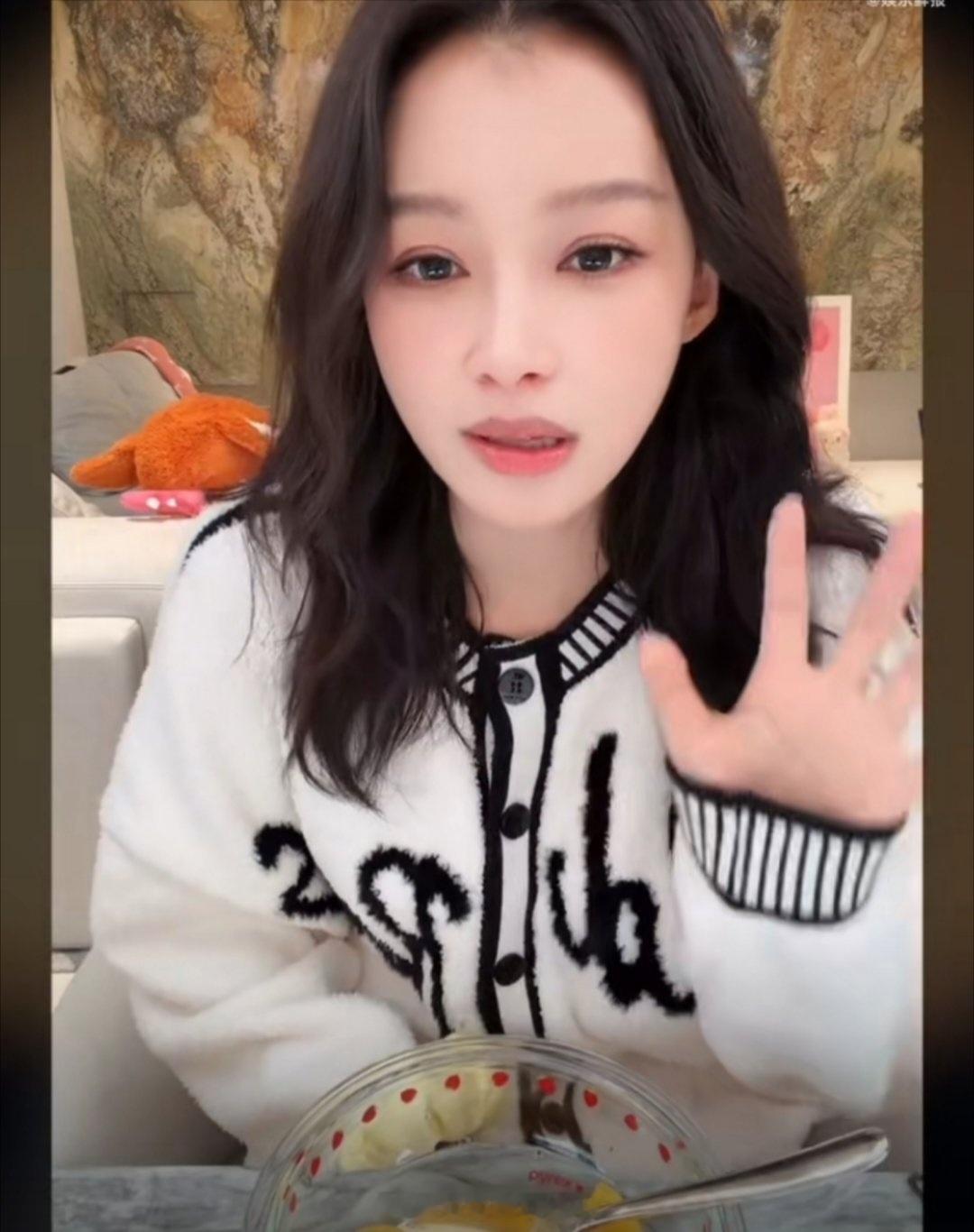 孙怡也开始直播带货了 明星的归宿都是直播带货吗  ​ ​​​