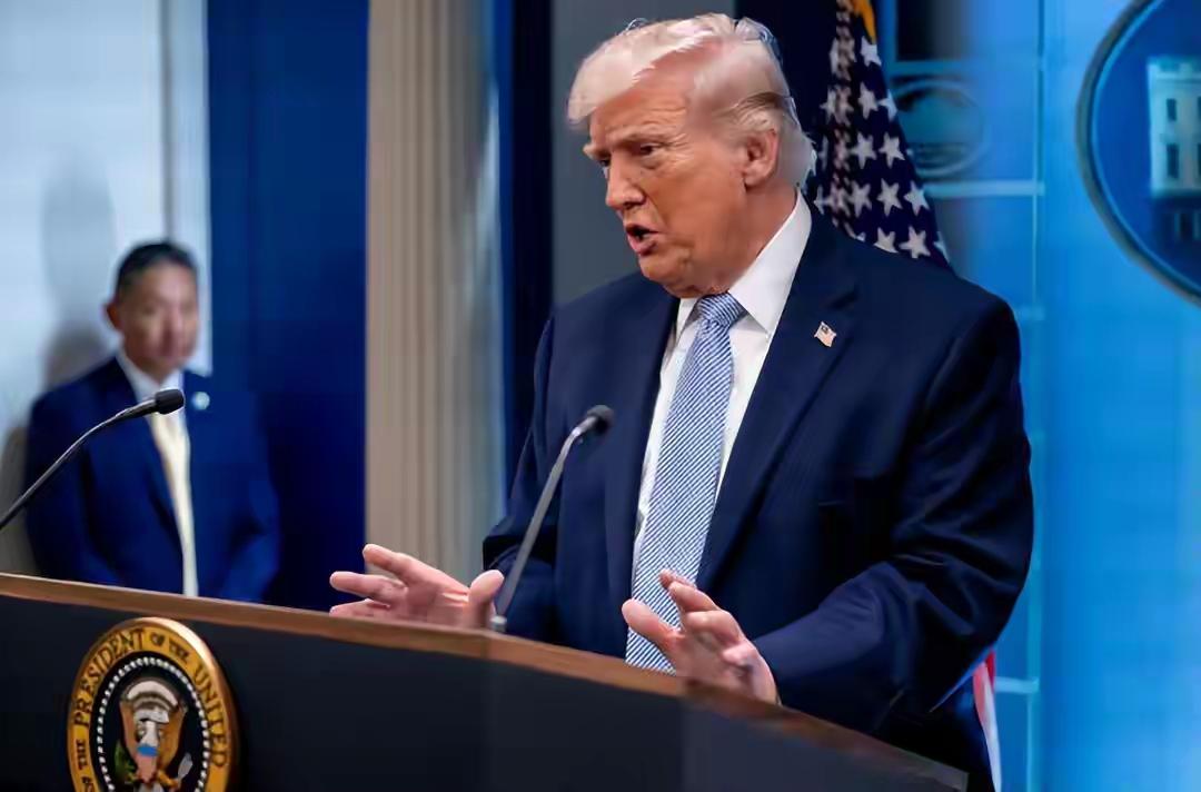 美伊停火，即将开始谈判。美国提出“15点”条件，伊朗提出“10点”条件。美伊立场