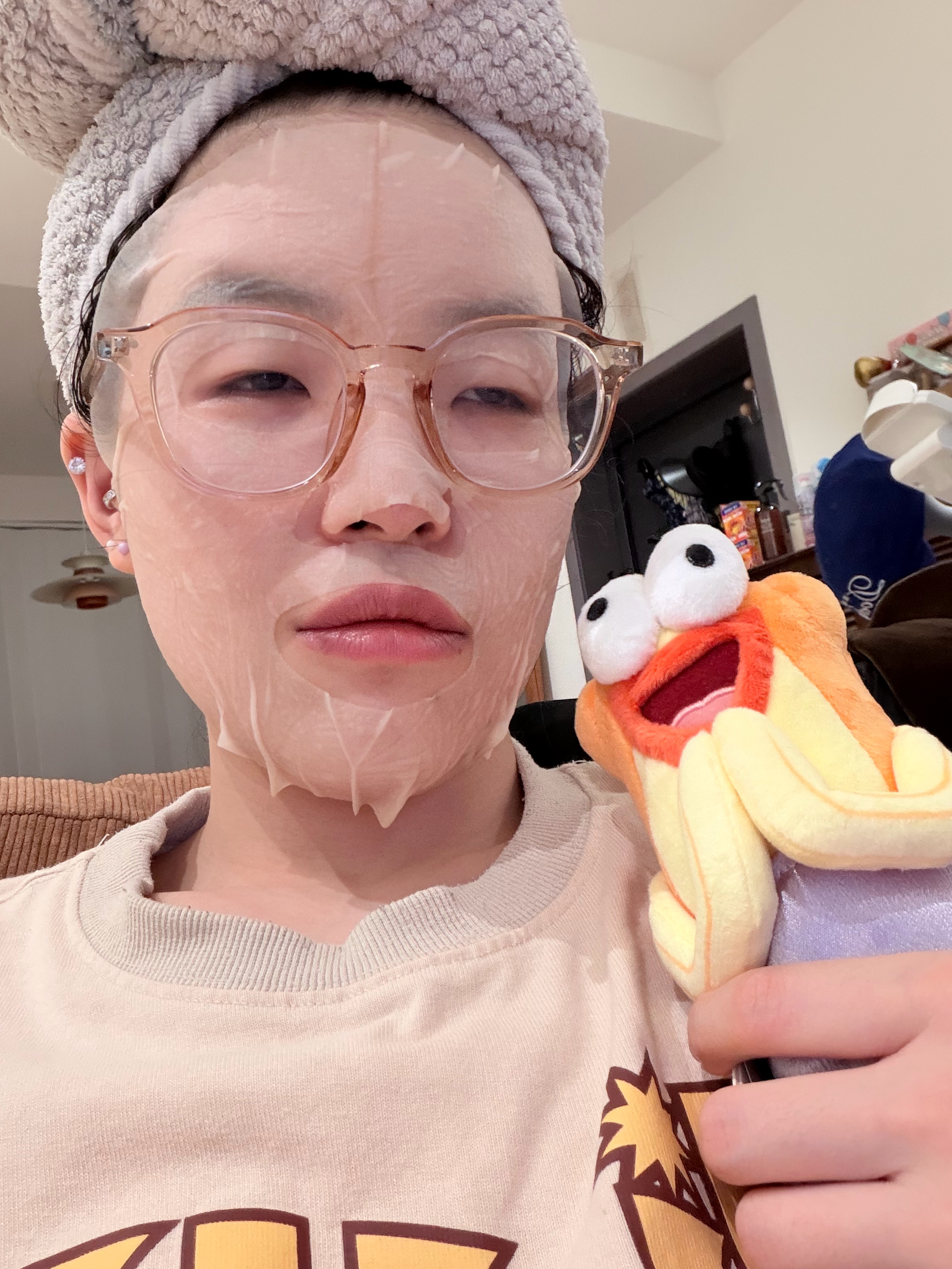 爱不释手 