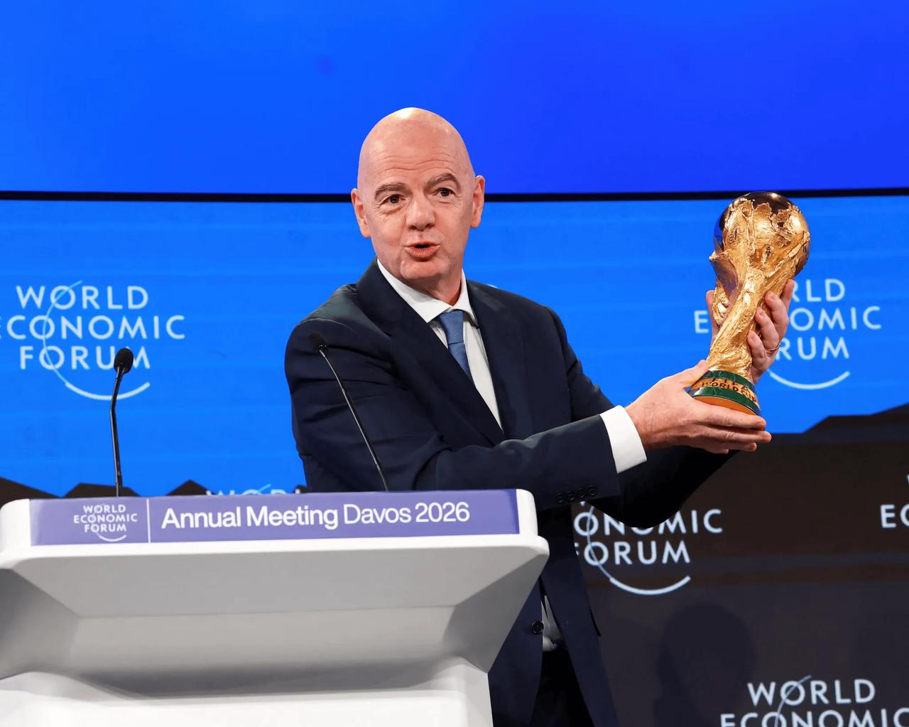 敢情扩军就是为了让中国进世界杯然后天价卖转播权给我们，还好我们没有上当，因凡蒂诺