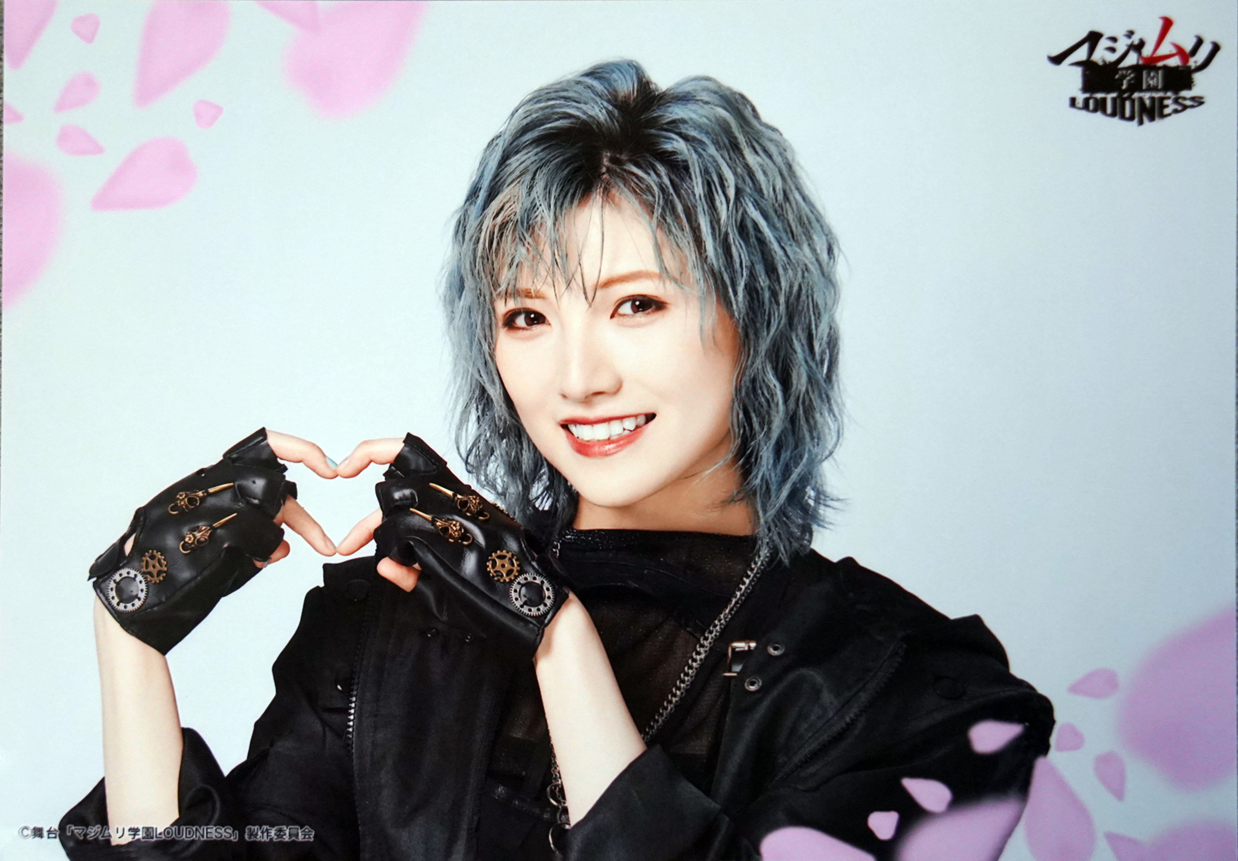 冈田奈奈马路舞台剧尼禄的三张生写#奈生写# ​​​