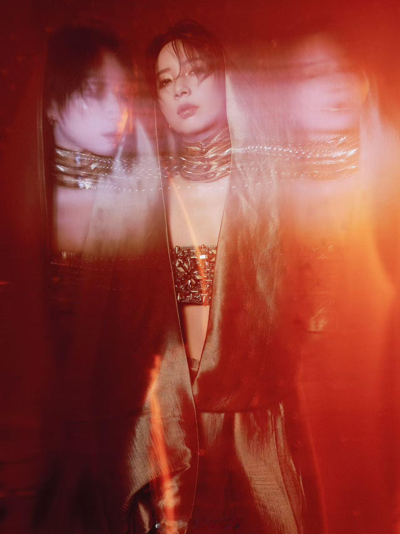 2025流光盛典 李斯丹妮再次选择Maison Sara Chraibi 高定，