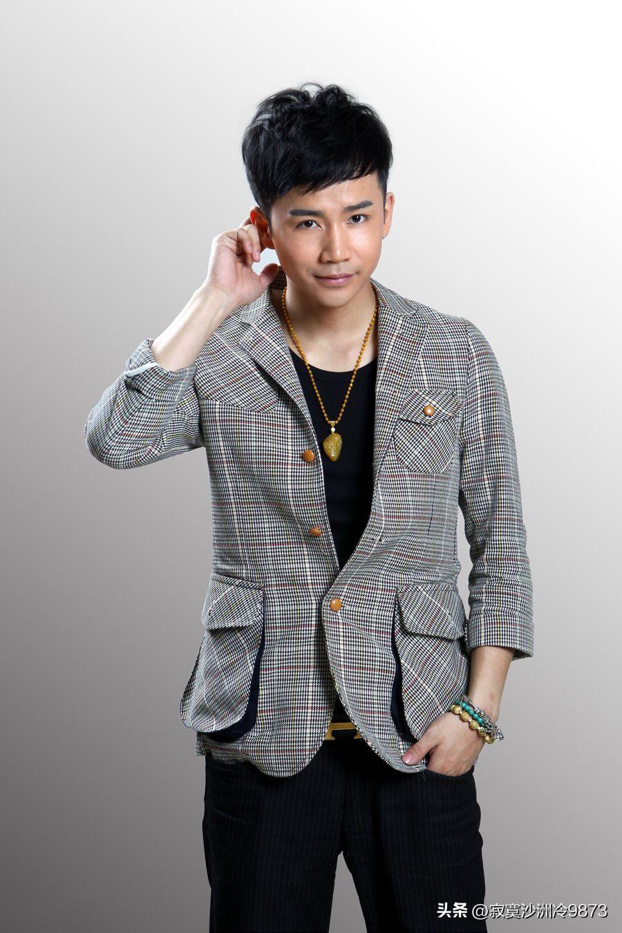 美以伊战争爆发后，被困在交战区的中国明星知多少。
李茂和弦子。前至上励合成员李茂