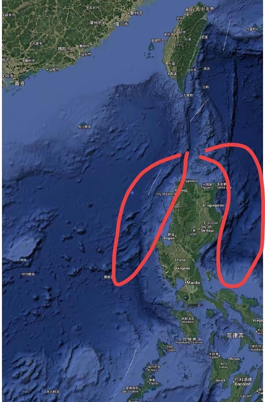 美日奥菲等七国搞了一个“肩并肩”演习。

七国凑了14000多人，搞这么大阵仗，