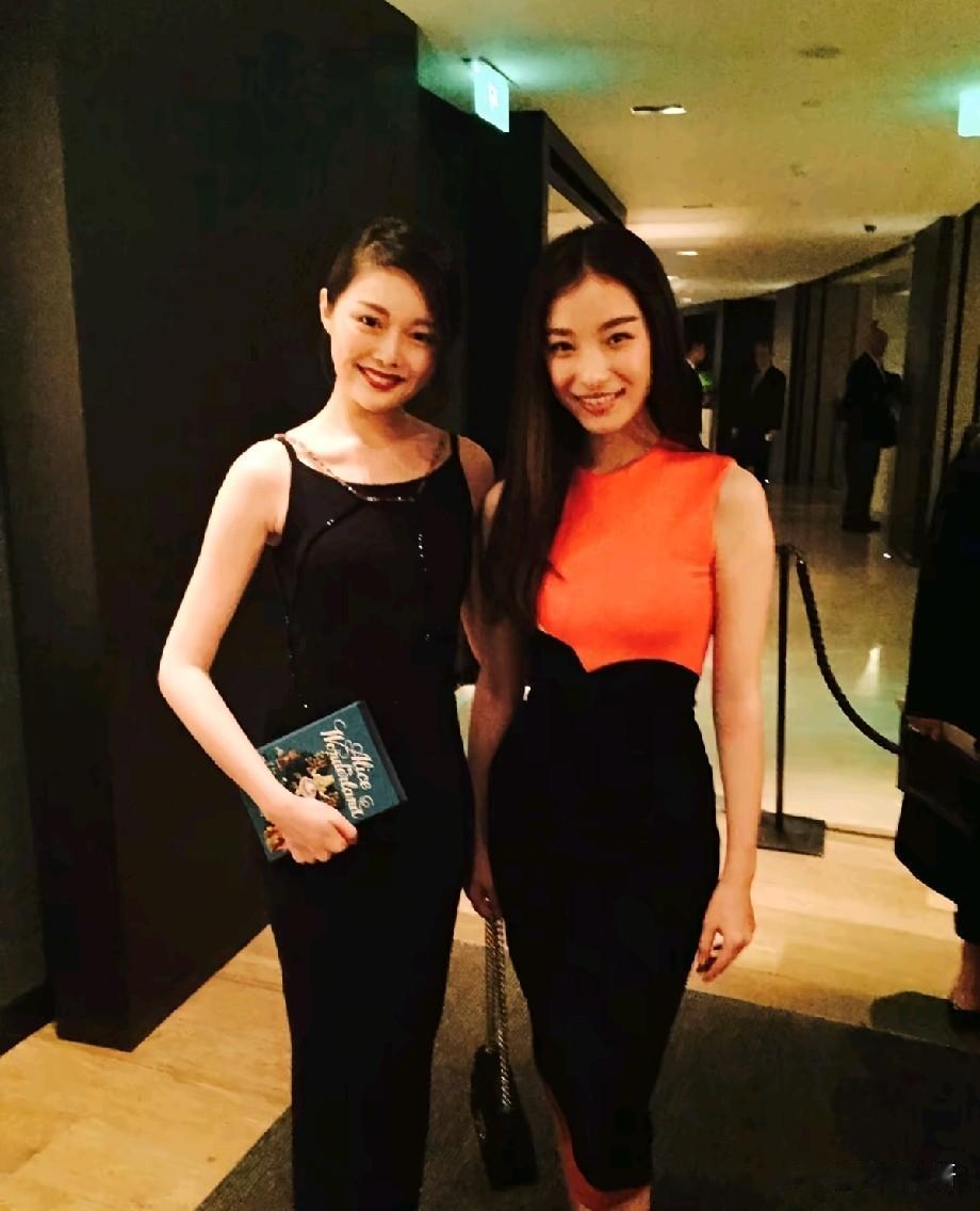 晚晚本该逆风翻盘，却因选错婚姻错失大好前程，人生一步错步步遗憾
 
提起晚晚（雷