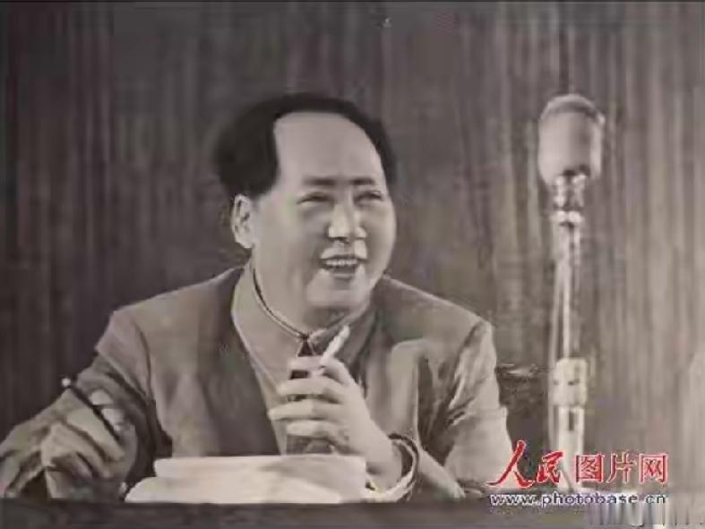 ＃您认为哪个称呼比较合适？＃

现在网络上对毛主席的称呼很多，也很乱。不过稍作分