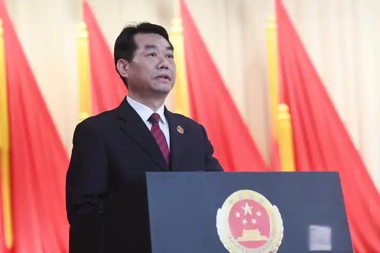 这次最高检放大招了，受贿的行贿的一个也跑不了！这可不是随便说说的口号，而是实打实