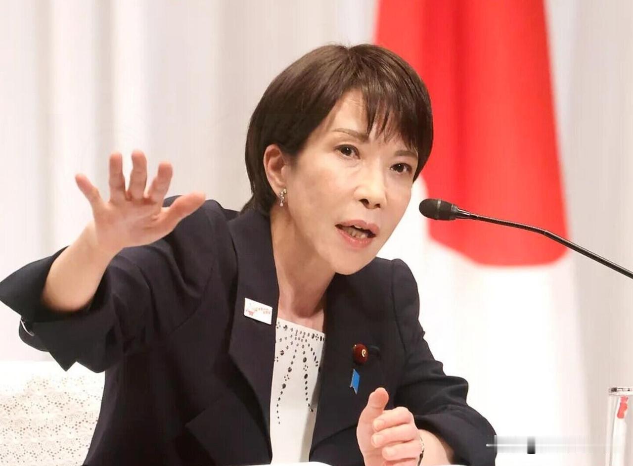 日本最近又跳出来了。

8月16日起，高端五轴数控机床出口管制正式升级，审批从1