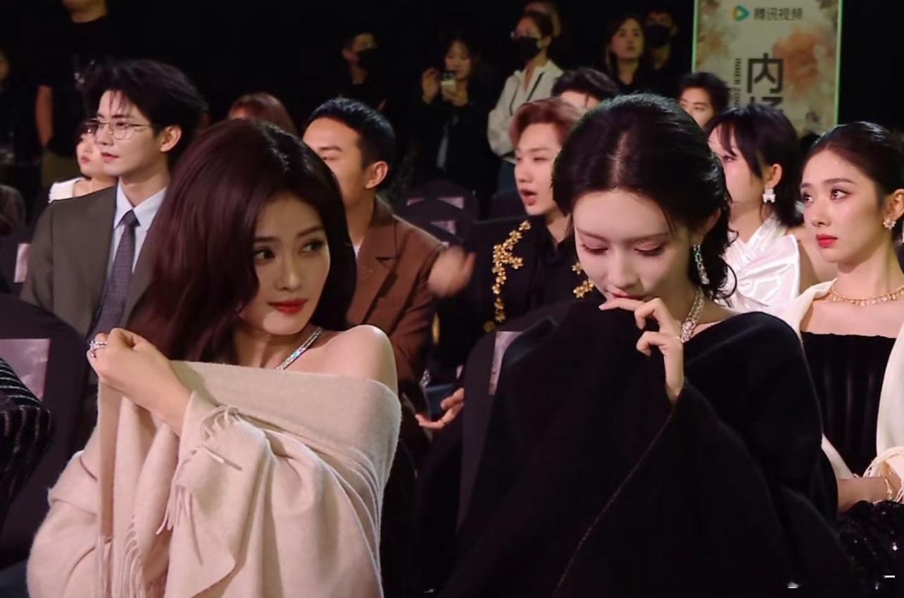 白鹿×孟子义手机瘾大，互相望风，鬼知道导播会来事 