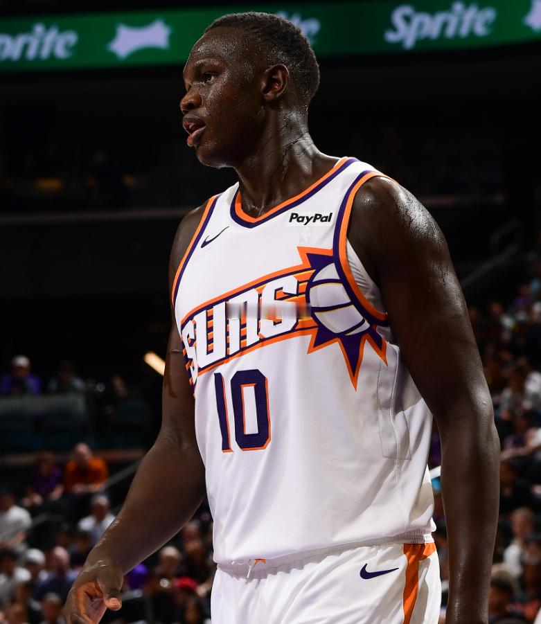 第三节太阳轰出33-17，半场落后10分的情况下反超6分今日，NBA季前赛继续进
