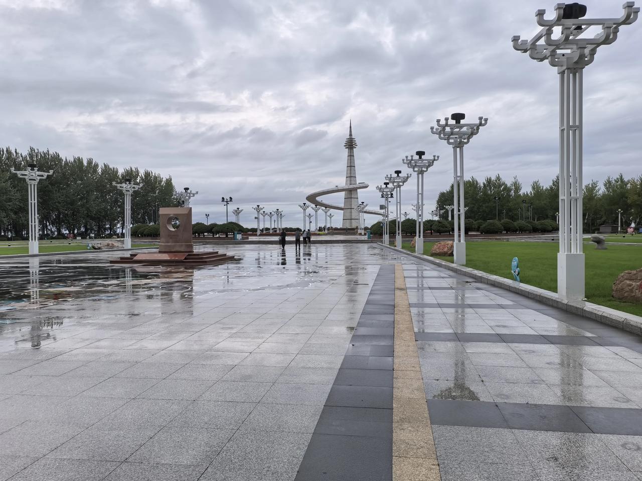 探访同江赫哲族博物馆：一个濒临消亡民族的浴火重生
 
9月1日，我们自驾来到同江