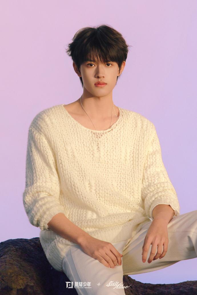 荣耀之战Top不重组荣耀之战赢了旅游输了换头像  我不行了吧，李飞把粉丝们骗去澳