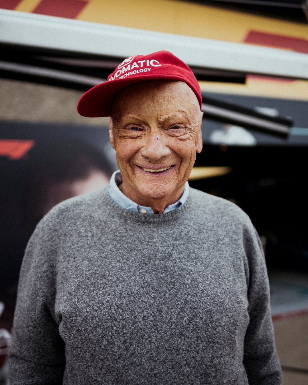 F1F1 2019年的今天，F1三届世界冠军尼基·劳达去世，享年70岁。尼基·劳