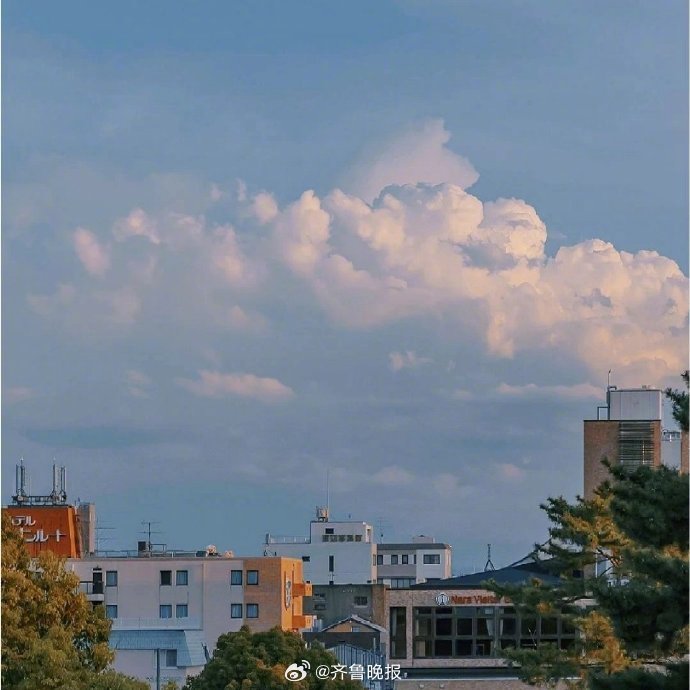 #早安# 可能今天普普通通，但我们也要乐在其中[打call] ​​​