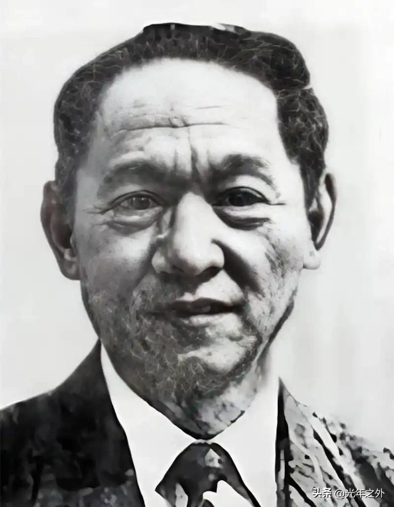 军中巨谍刘连昆：正军级少将沦为叛徒，1996台海危机因他险些失控
 
手握全军军