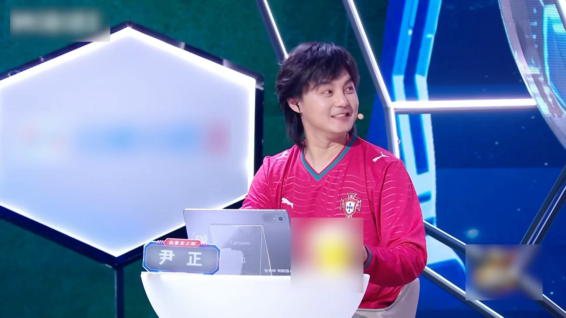 尹正怎么又瘦了 这个尹正怎么一直在瘦啊，每次出现都帅人一跳啊
