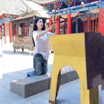 网友:你这愿许的让菩萨很难为啊！