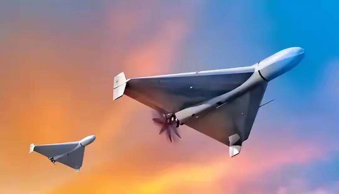 美军基地惨遭无人机突袭，黑鹰直升机中招，霸权神话彻底破防