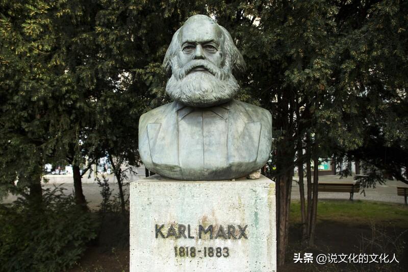 《资本论》中不止有扩大再生产！还有容易被忽略的缩小再生产

很多人读《资本论》，