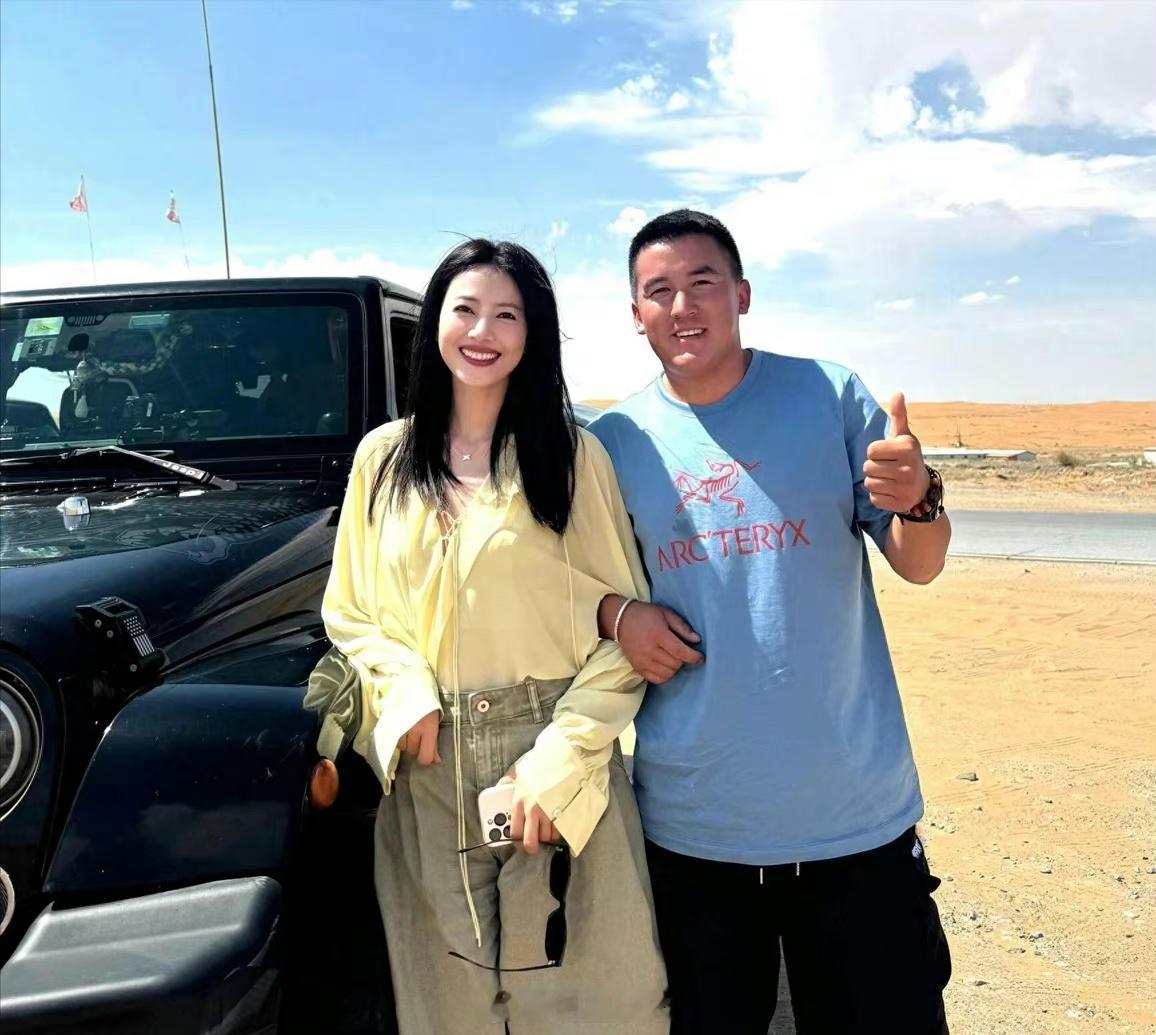 高圆圆为啥挽着别的男人，赵又廷同意吗？ ​​​