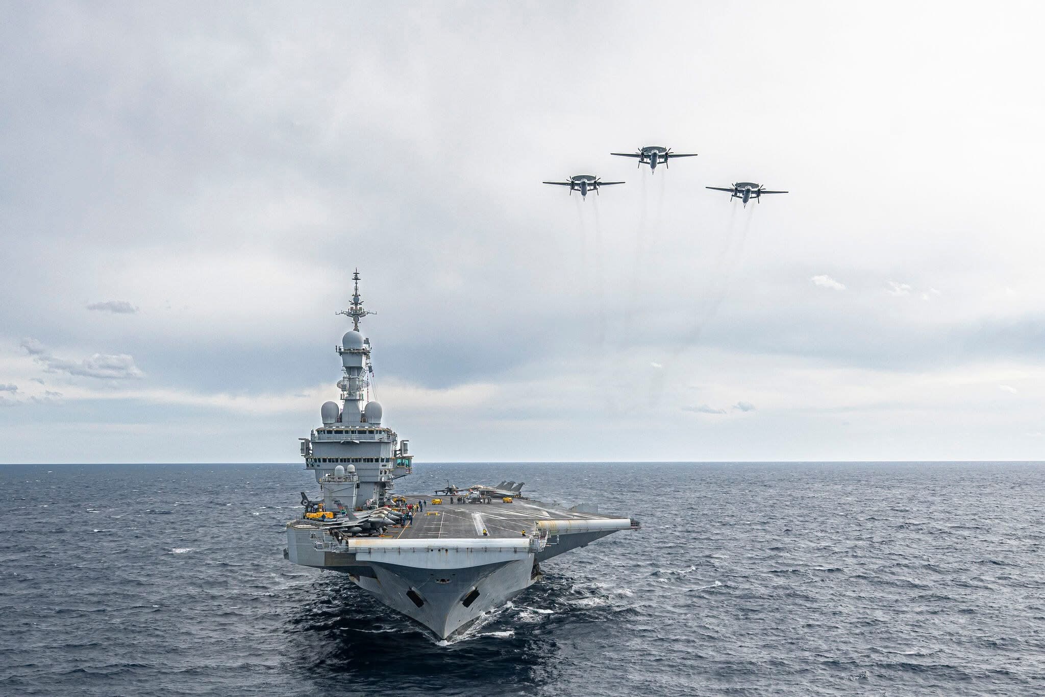 法国海军(Marine nationale)戴高乐号（R91）航母上的第4F海军