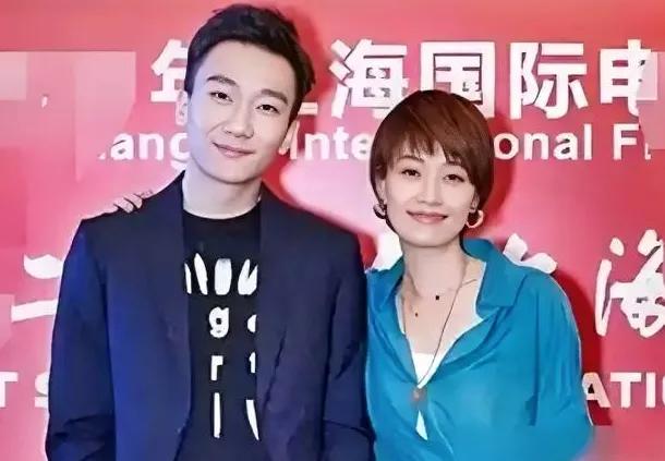 作为演员，马伊琍不属特漂亮的那种，但她的自身优势有好多啊，发没发现她的青春戏比好