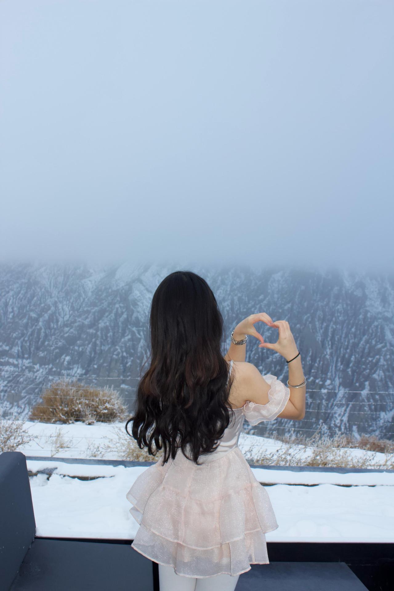 你见过冬天的独山子大峡谷吗？

奎屯河用亿万年时间，在天山北麓刻出这道大地裂痕，