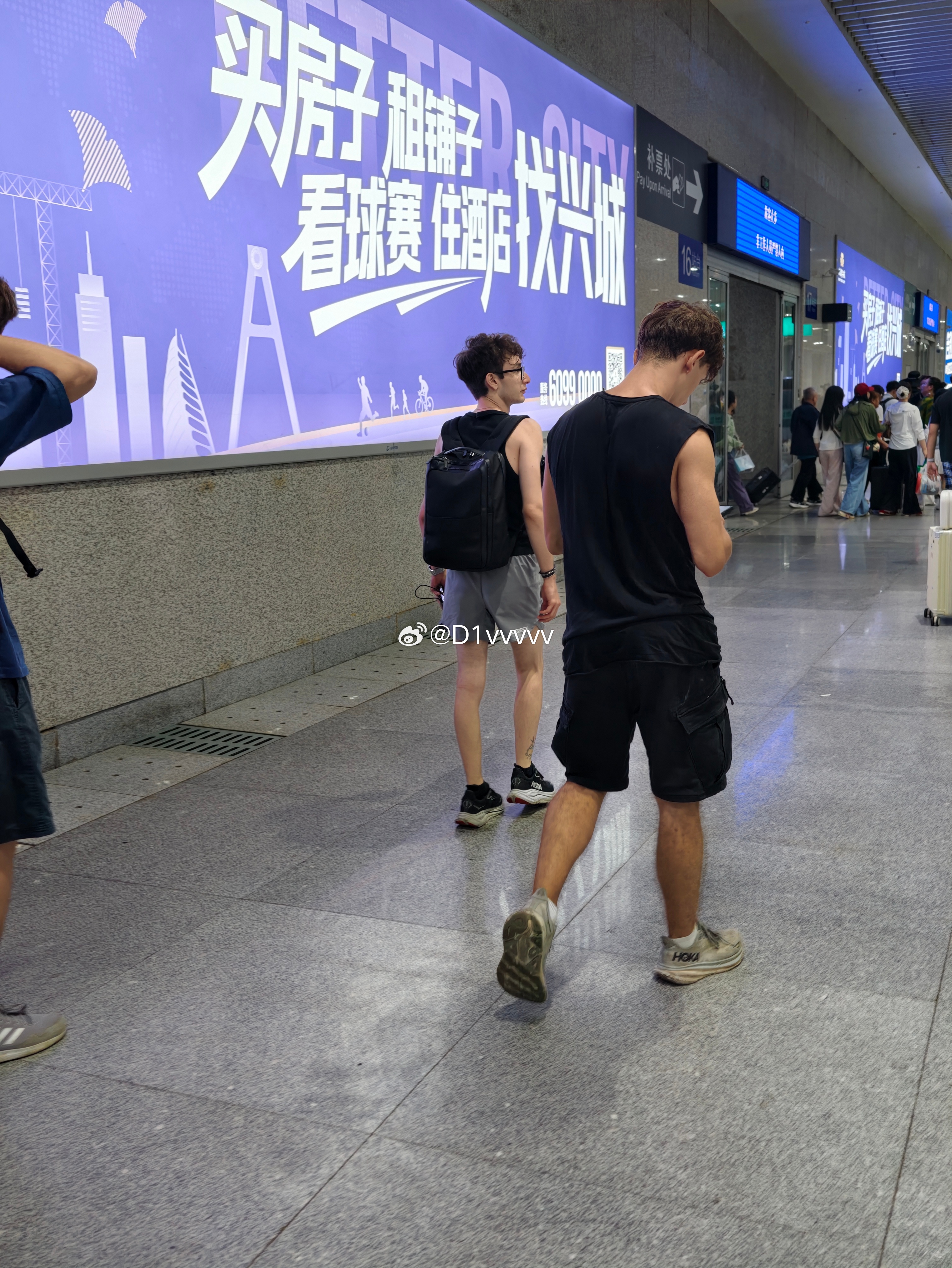 翻相册发现成都一直被帅哥偏爱 
