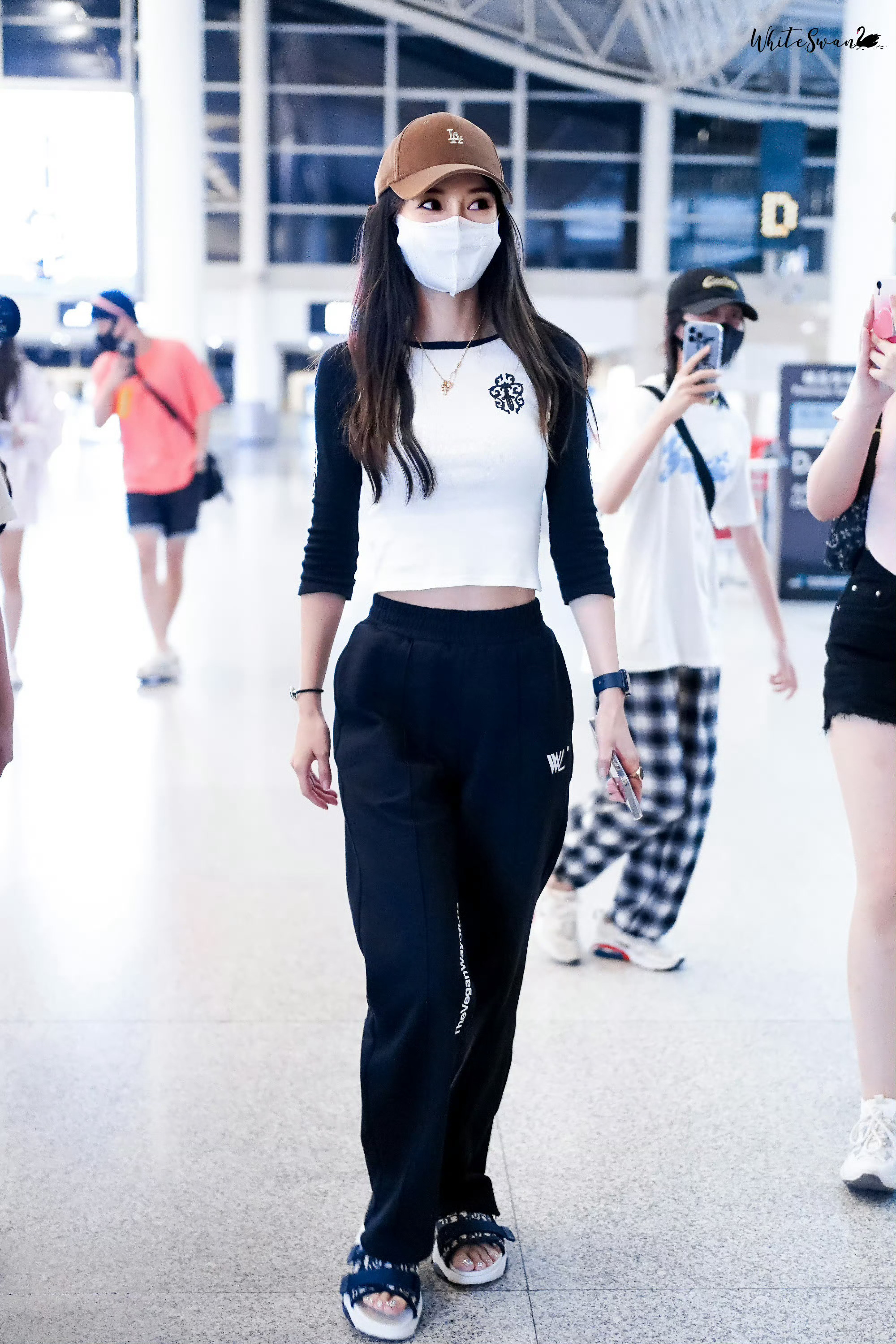 angelababy 🦅angelababy誓言算什么 陪伴都那么难