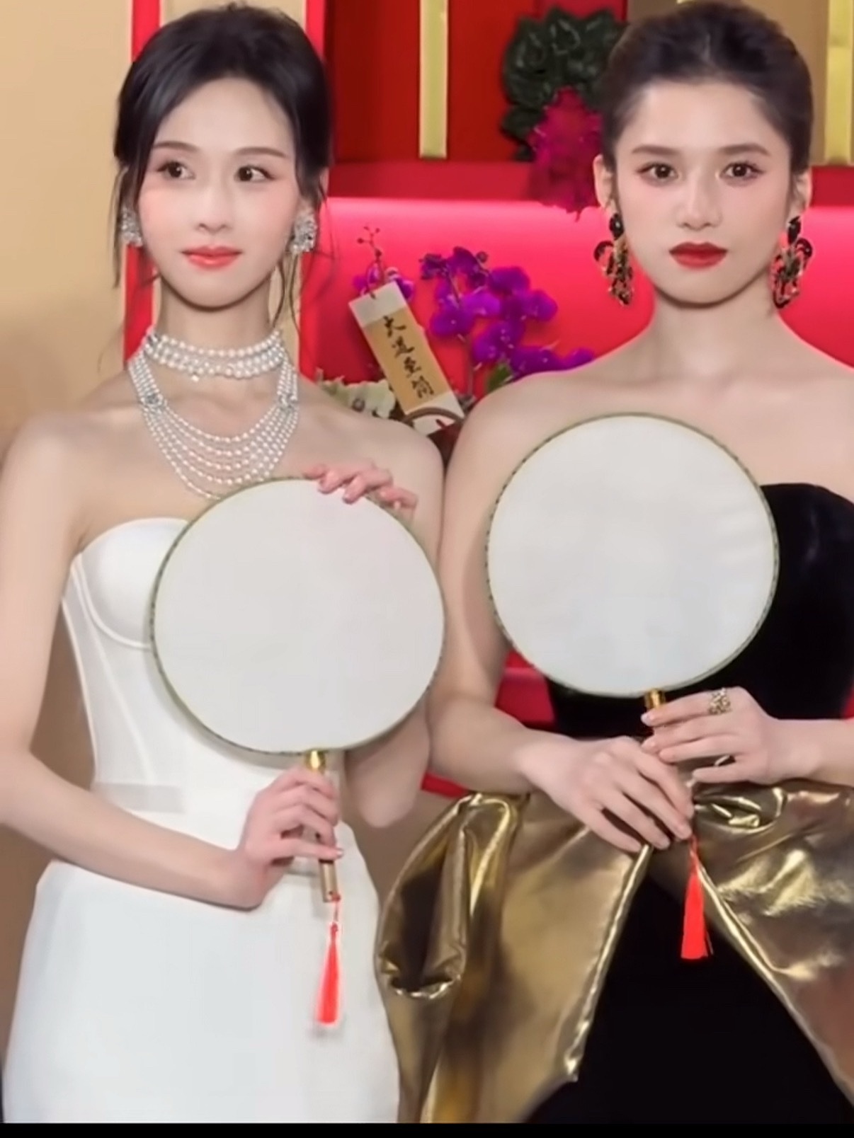 张婧仪陈都灵同框  公主块怎么这么大 