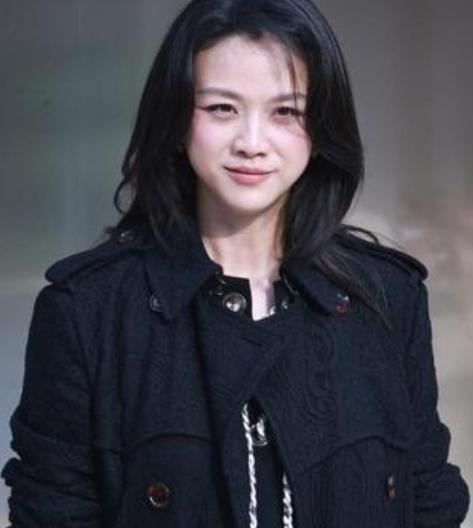 汤唯先向韩媒报喜再发文承认怀二胎，与金泰勇太恩爱而有“意外”
娱乐