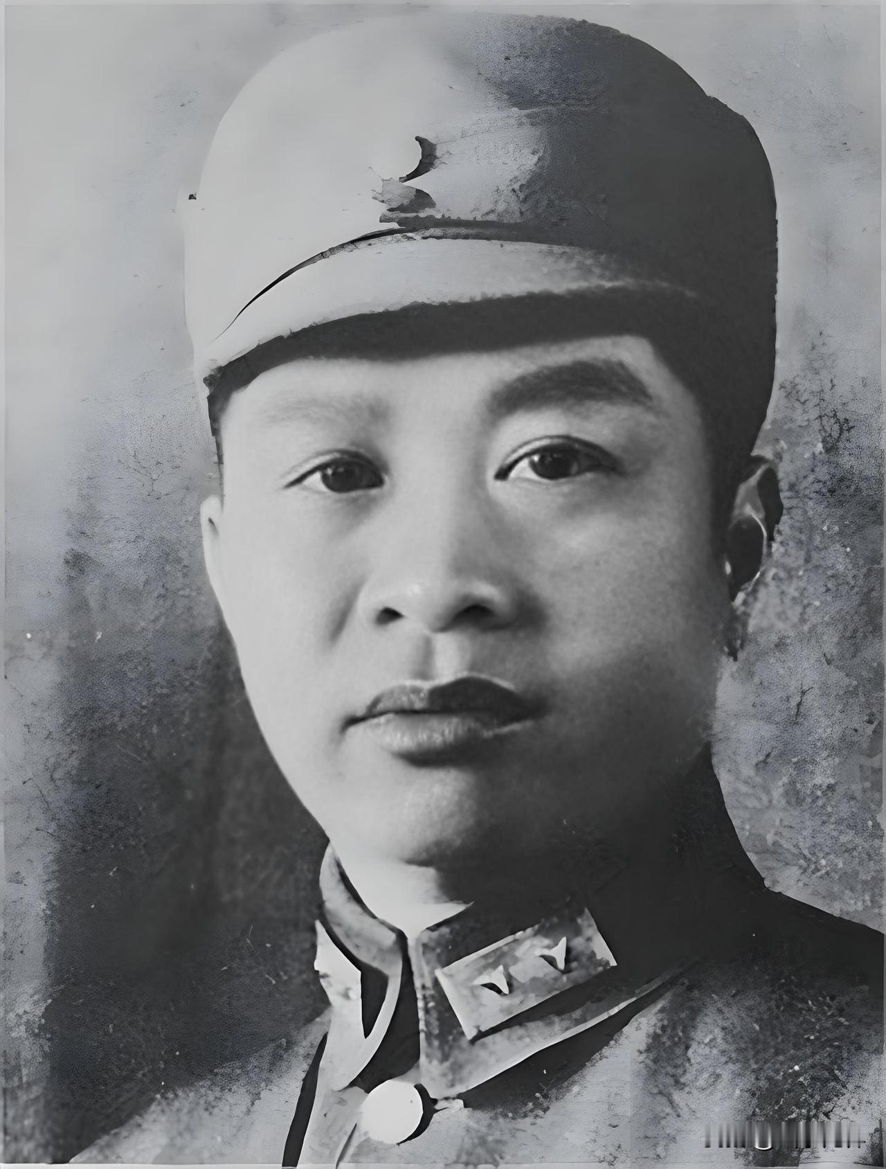 太可惜！四八空难，飞机上陨落的全是国之栋梁
 
提起叶挺将军，很多人都知道他在1