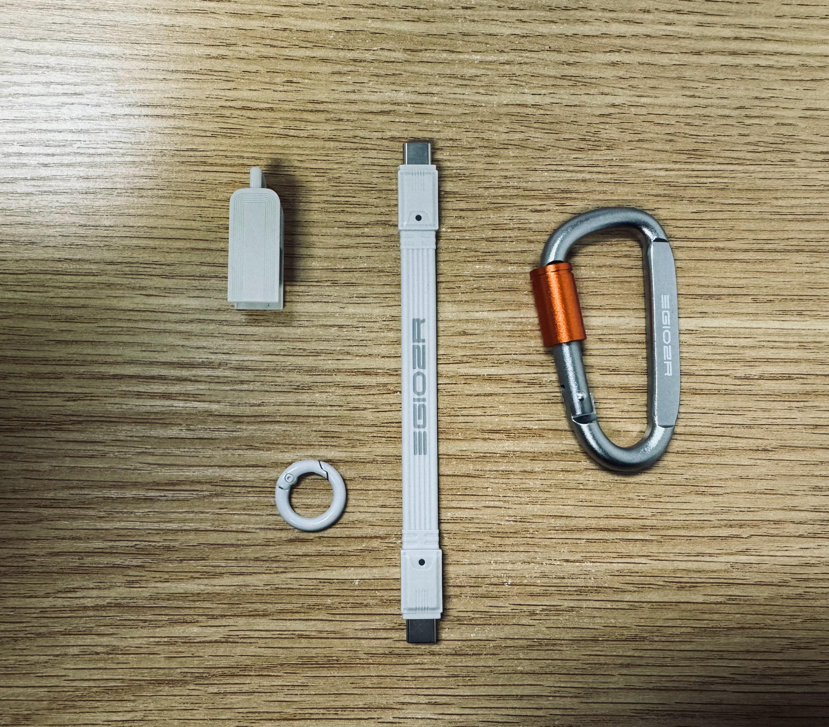 14cm？这应该是我用过的最短的一根数据线了来自异泽的USB4全功能复古短线，双