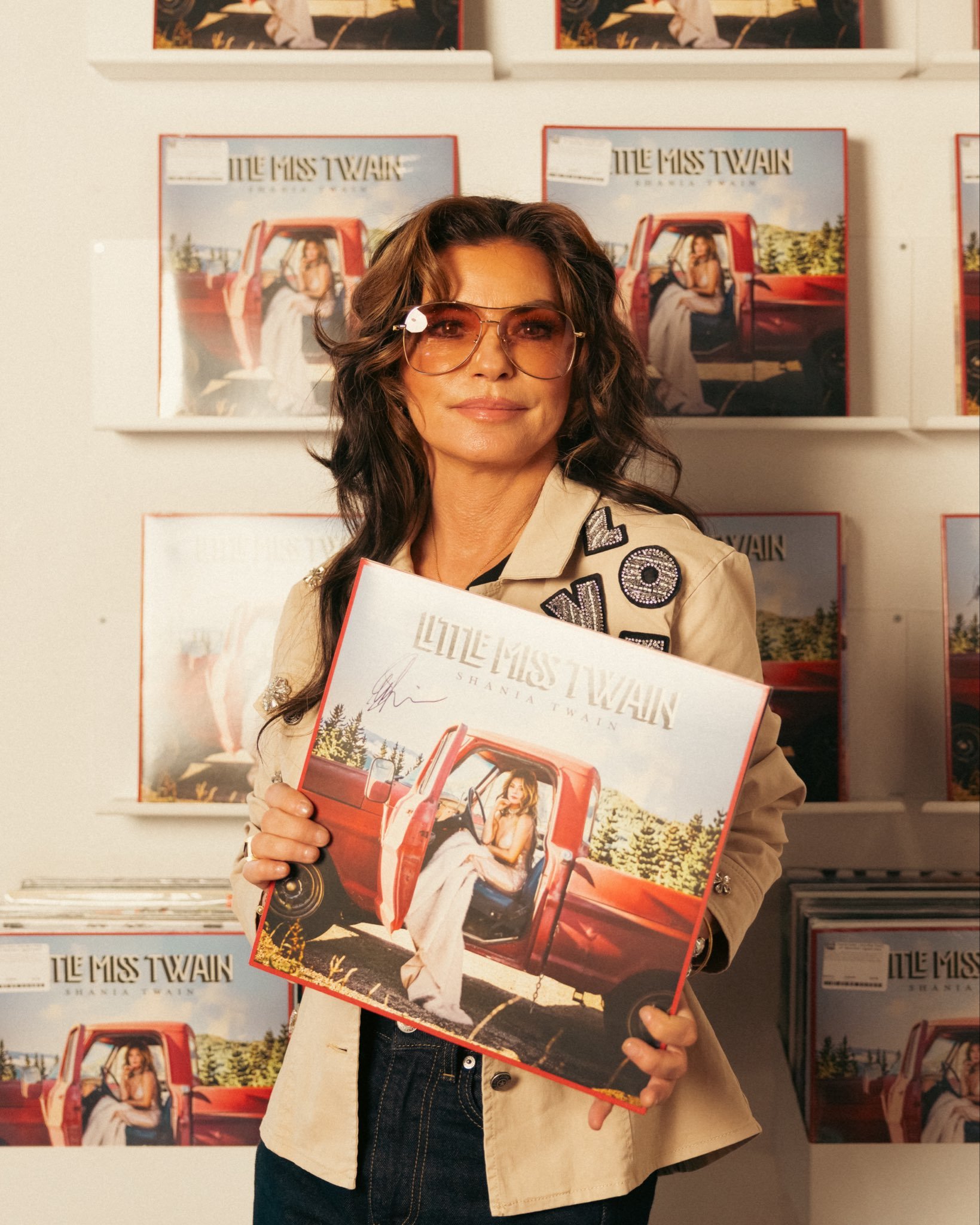 【首周快报】Shania Twain 第七张录音室专辑『Little Miss 