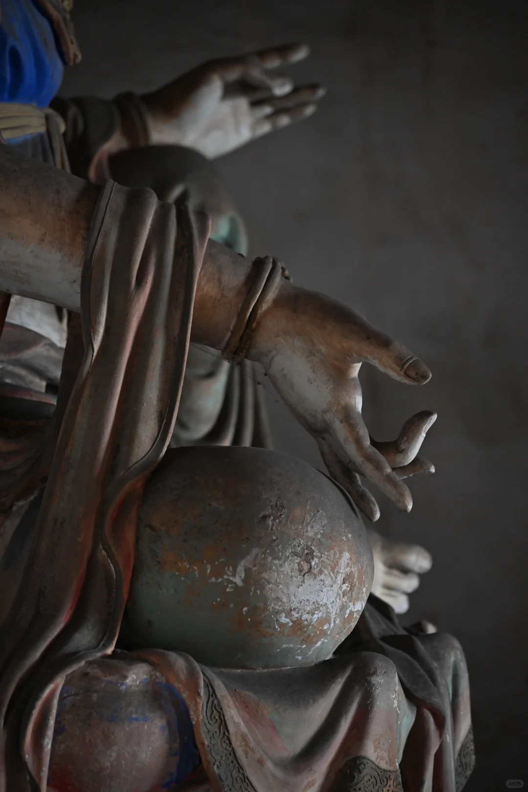 1000年前，古人用泥巴做了这双美手