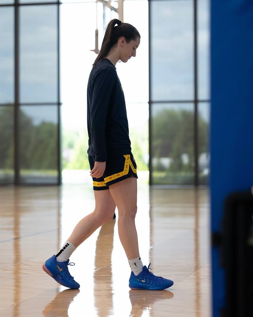 Nike Caitlin 1亮相凯特琳·克拉克个人签名鞋乍一看像什么鞋控的日常n