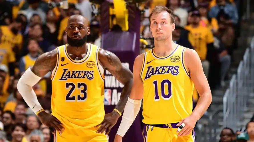 湖人3-0火箭了，湖人赢得很不容易的，詹姆斯透支了体力，走路几乎都不稳，但他依然