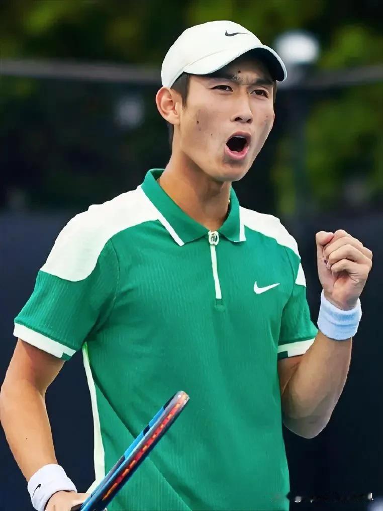 ATP1000印第安维尔斯站男单资格赛，商竣程力克西岗良仁。
3月5日
商竣程2