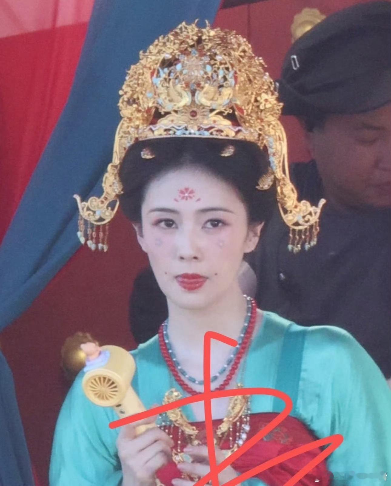 妆造还好吧 ​​​