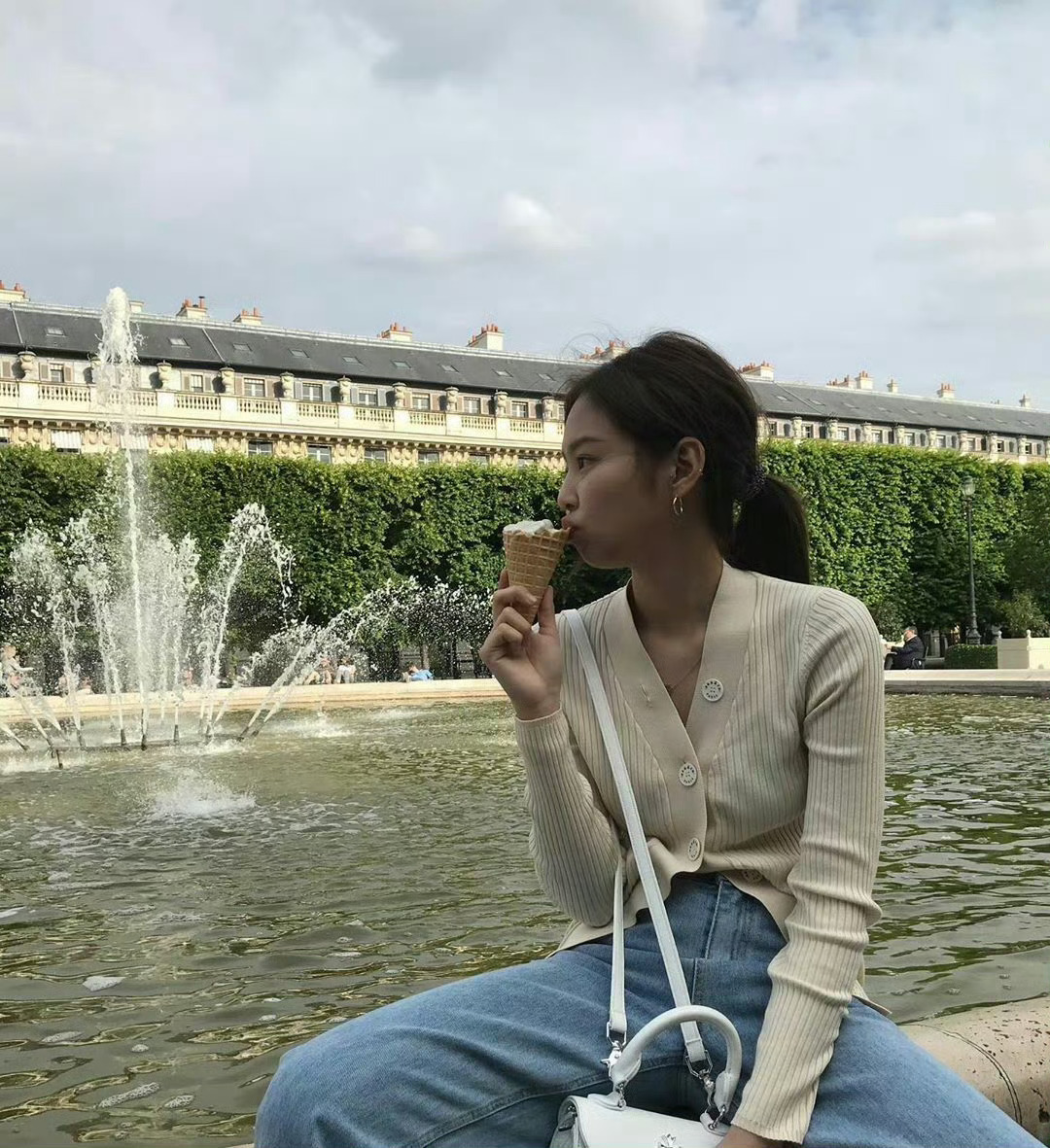 其实我依旧忘不了Jennie的早期。  专栏 · 我看到的金珍妮