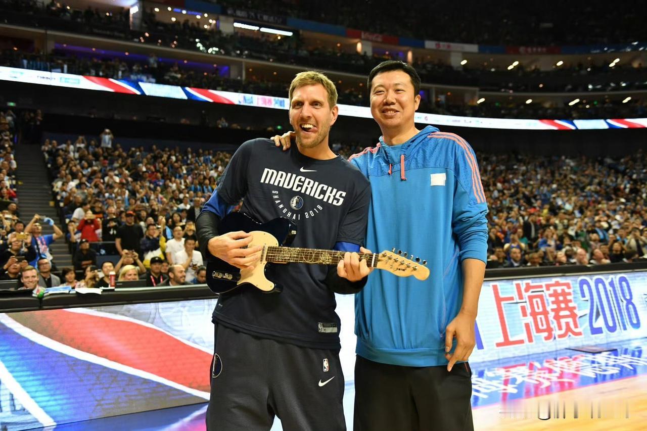 恭喜大致入选国际篮联名人堂！