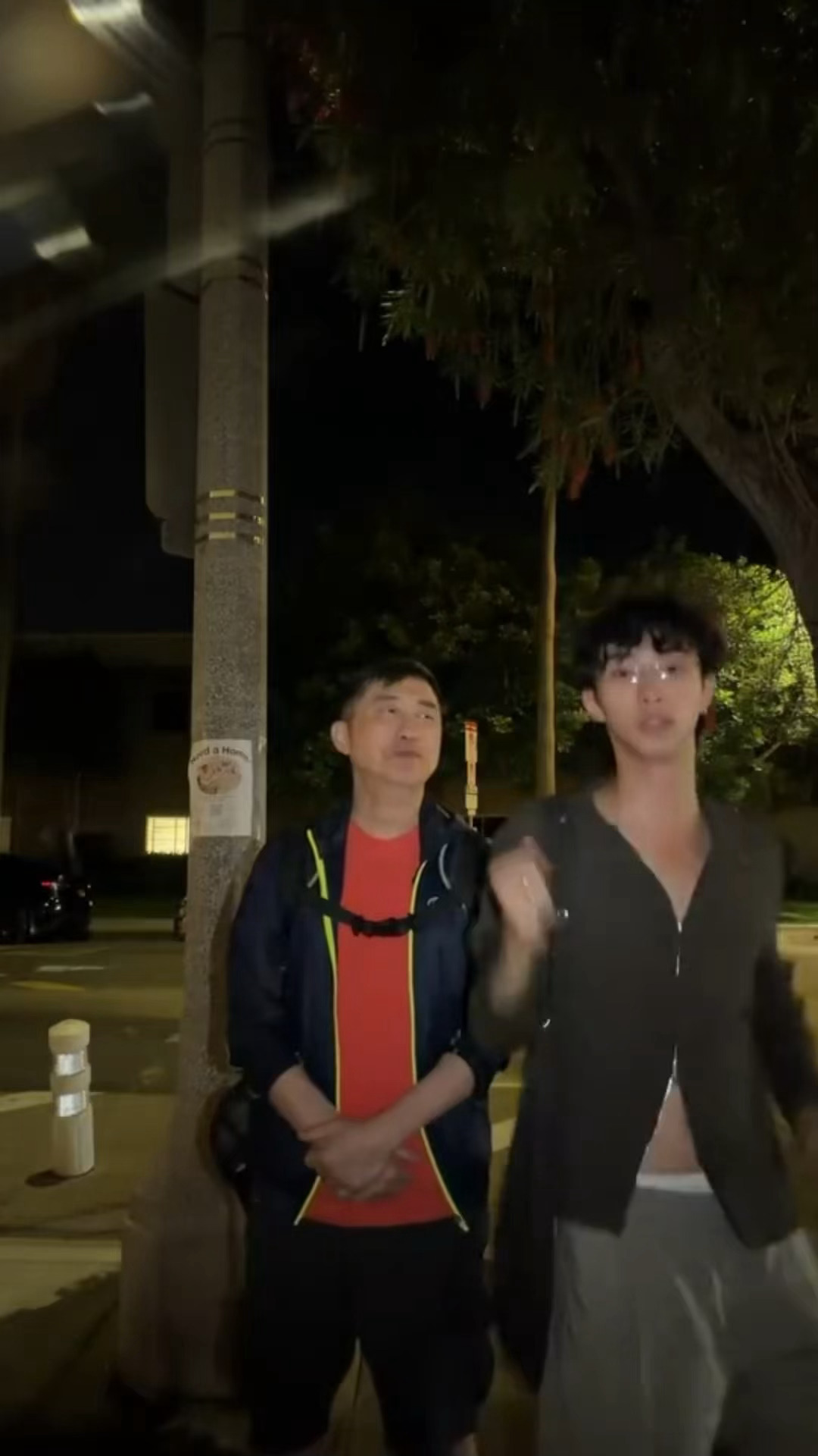 歌手后哈林为儿子恩利现身庾澄庆跳舞支持恩利新歌 曾经在《歌手》舞台全力竞技的哈林
