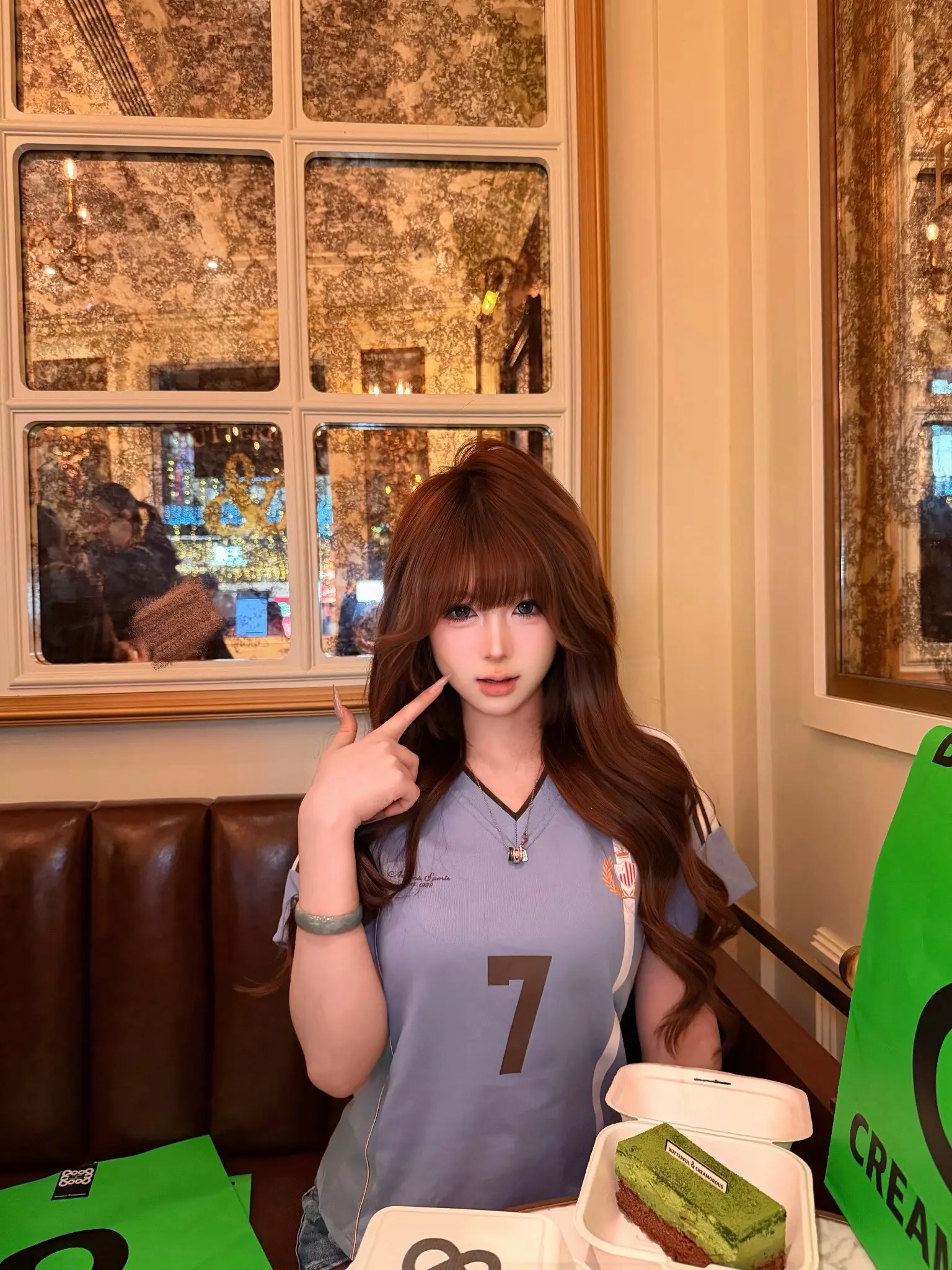 你把我的心搞的一团乱 还在那可爱的笑