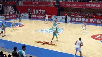 CBA今天最佳进球：[灵光一闪][赞][灵光一闪][赞][碰拳][点亮平安灯]