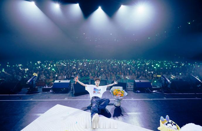 王一珩发长文告别MyRoomTour  王一珩希望在不久的未来我们多多见面  当