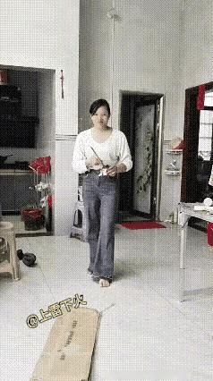 高手在民间，美女“和为贵”这三个字，饱满、大气，书法如行云流水，会不会让某些书法