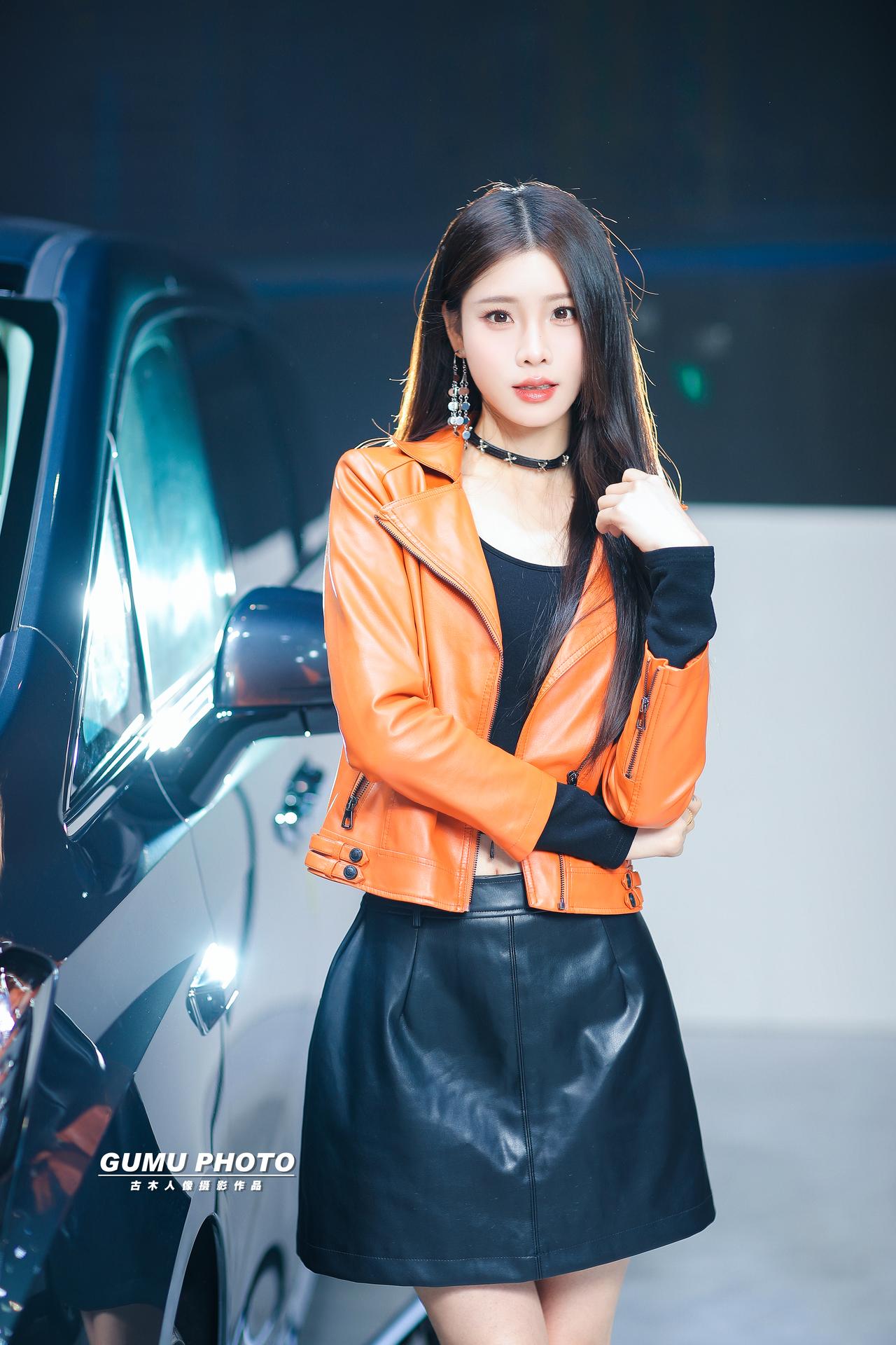 2025重庆汽车消费节长城汽车展台模特小姐姐