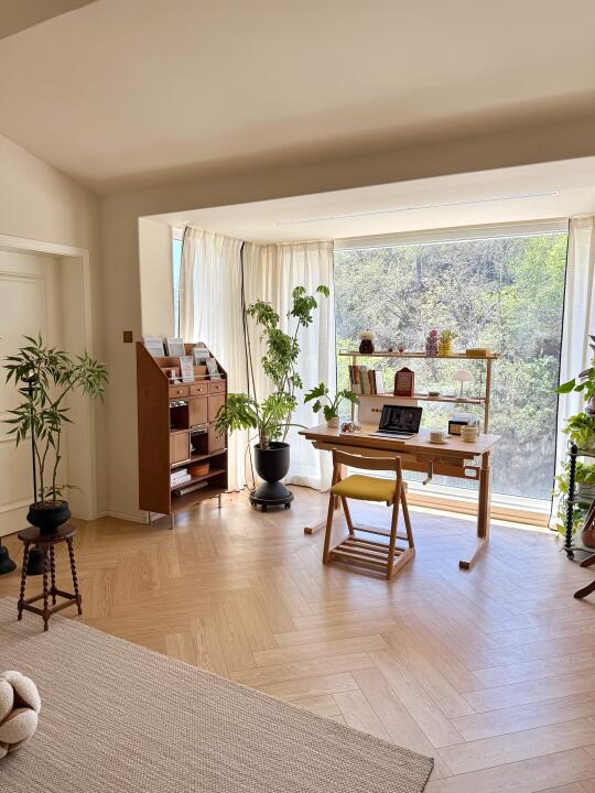 原木风书桌改造｜我家阳台秒变治愈办公区🌿