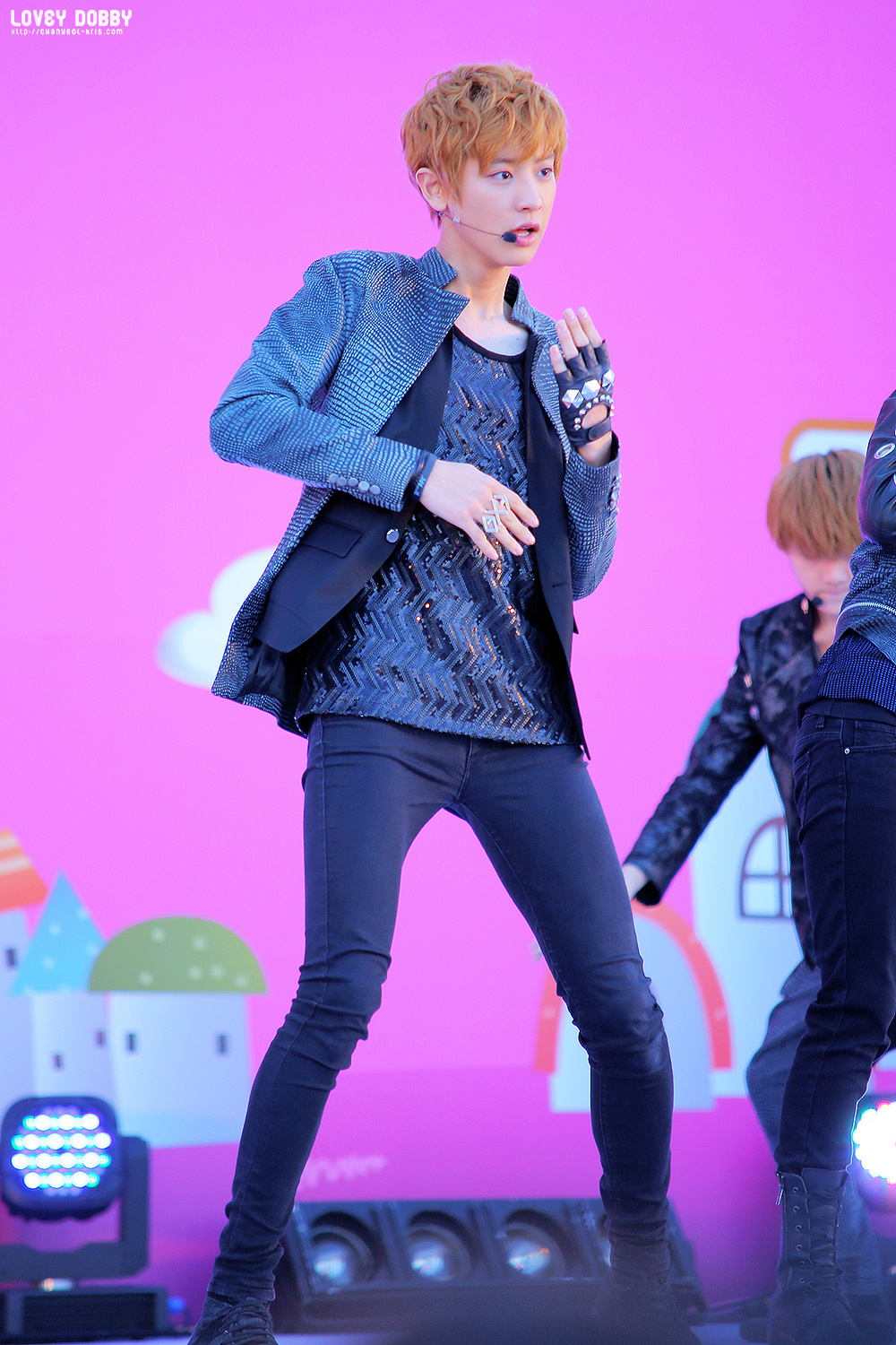 朴灿烈[超话]121007 South Korea Love Sharing C